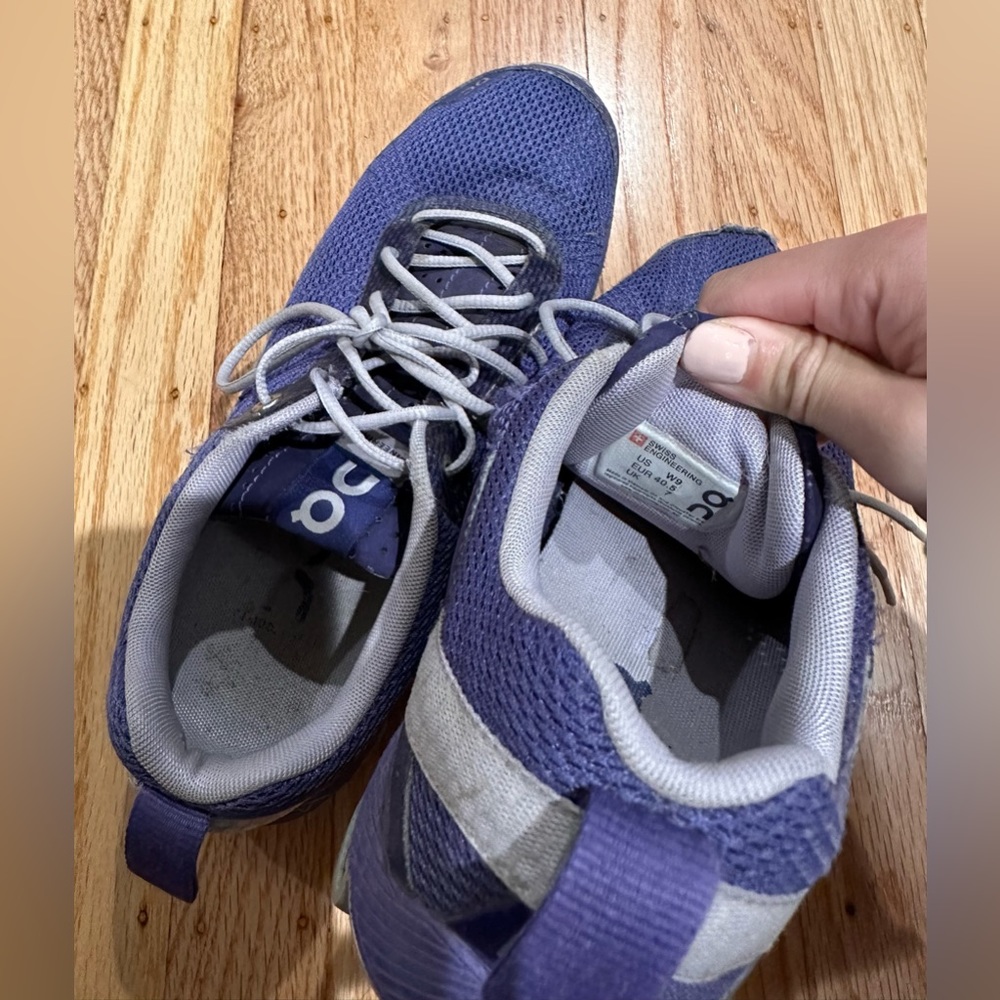 On Cloud Cloud Flow Running Shoes - image 3